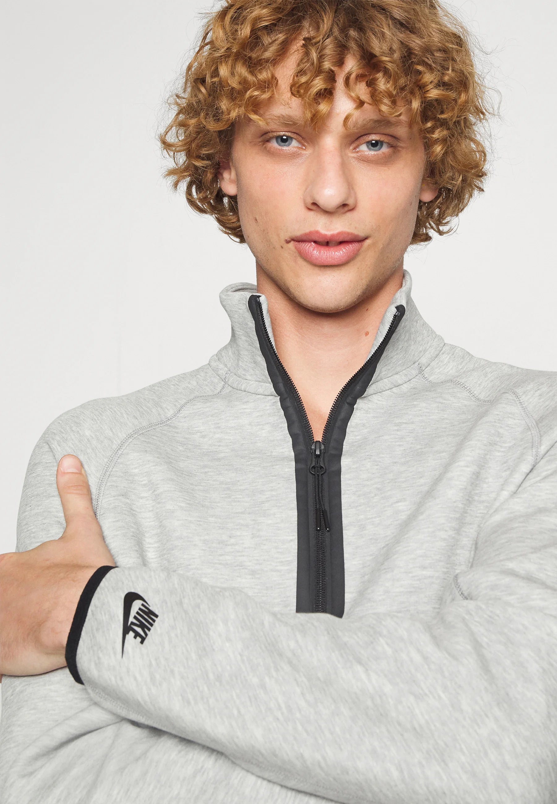 Jaqueta Nike Tech Fleece Sweatshirt - Cinza