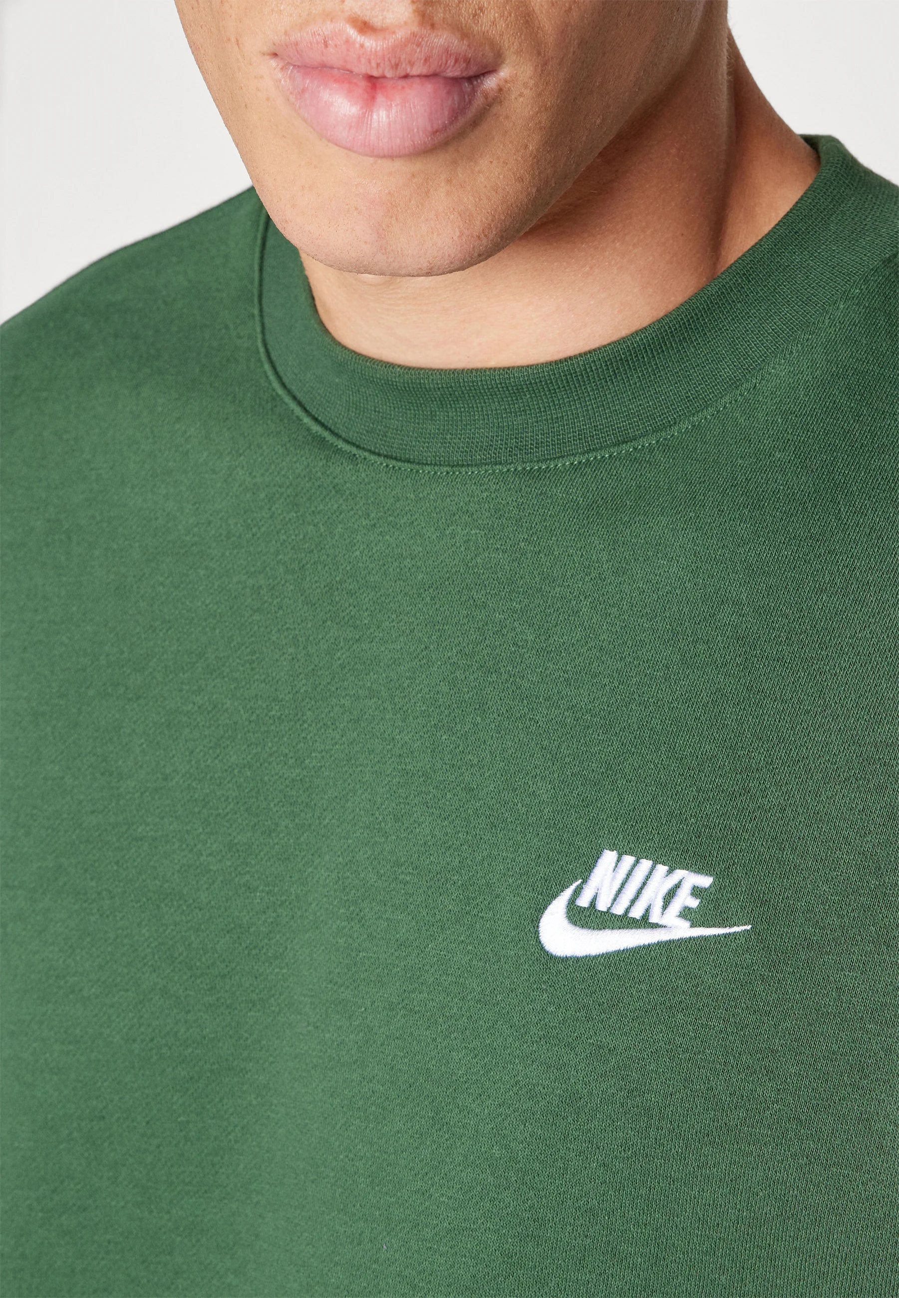 Suéter Nike Sportwear - Verde Escuro
