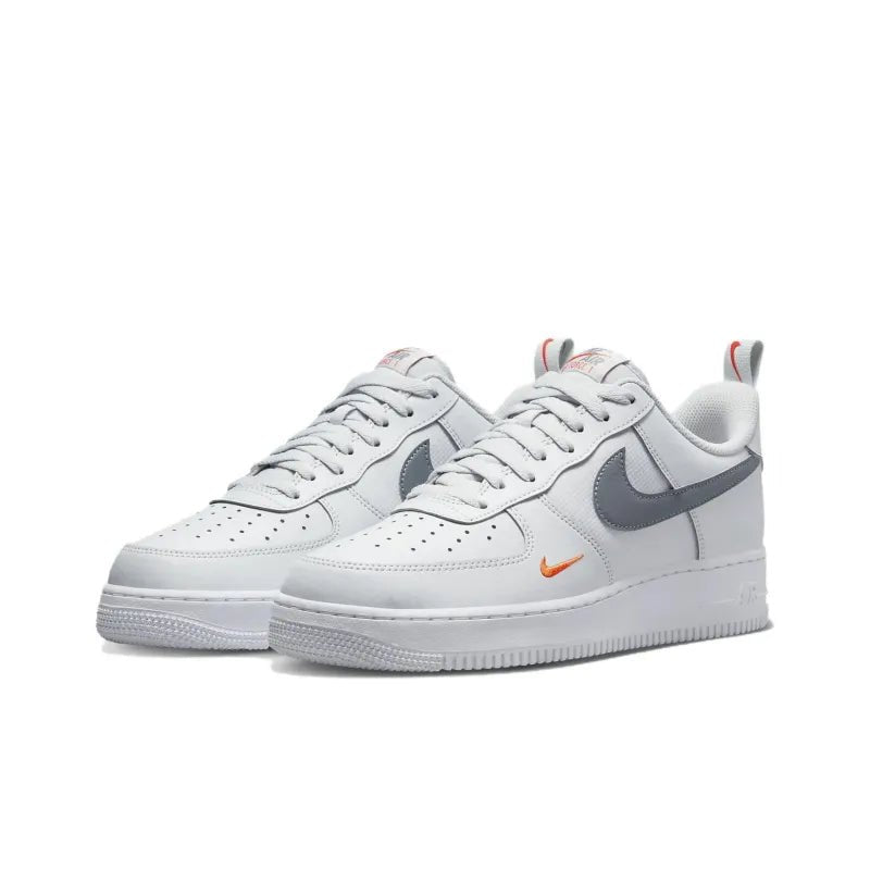 Tênis Air Force 1 Low Safety Orange