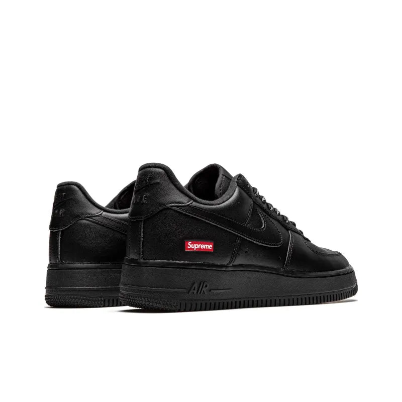 Tênis Air Force 1 Low Supreme