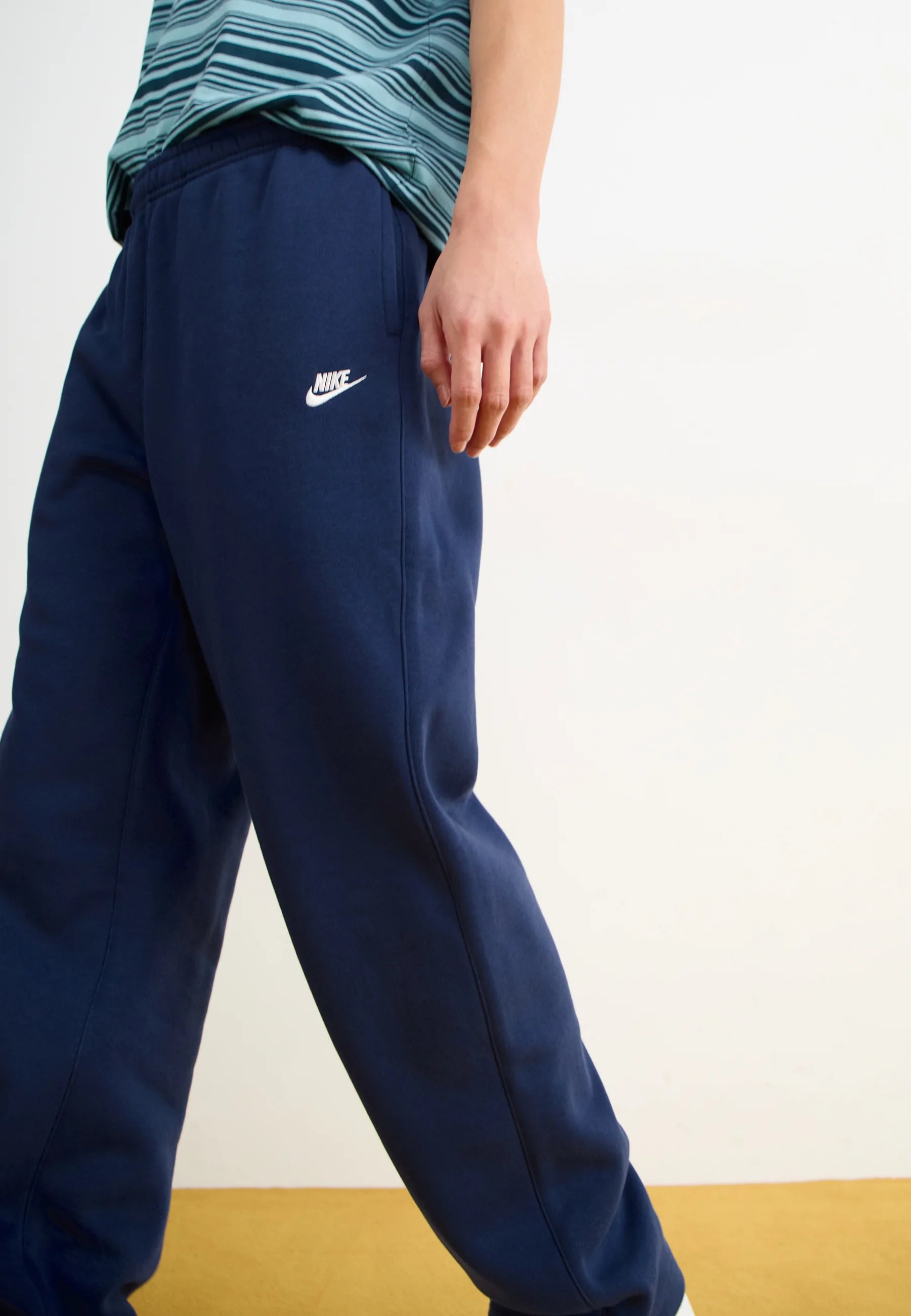 Calça Nike Sportwear Bungee - Azul Marinho