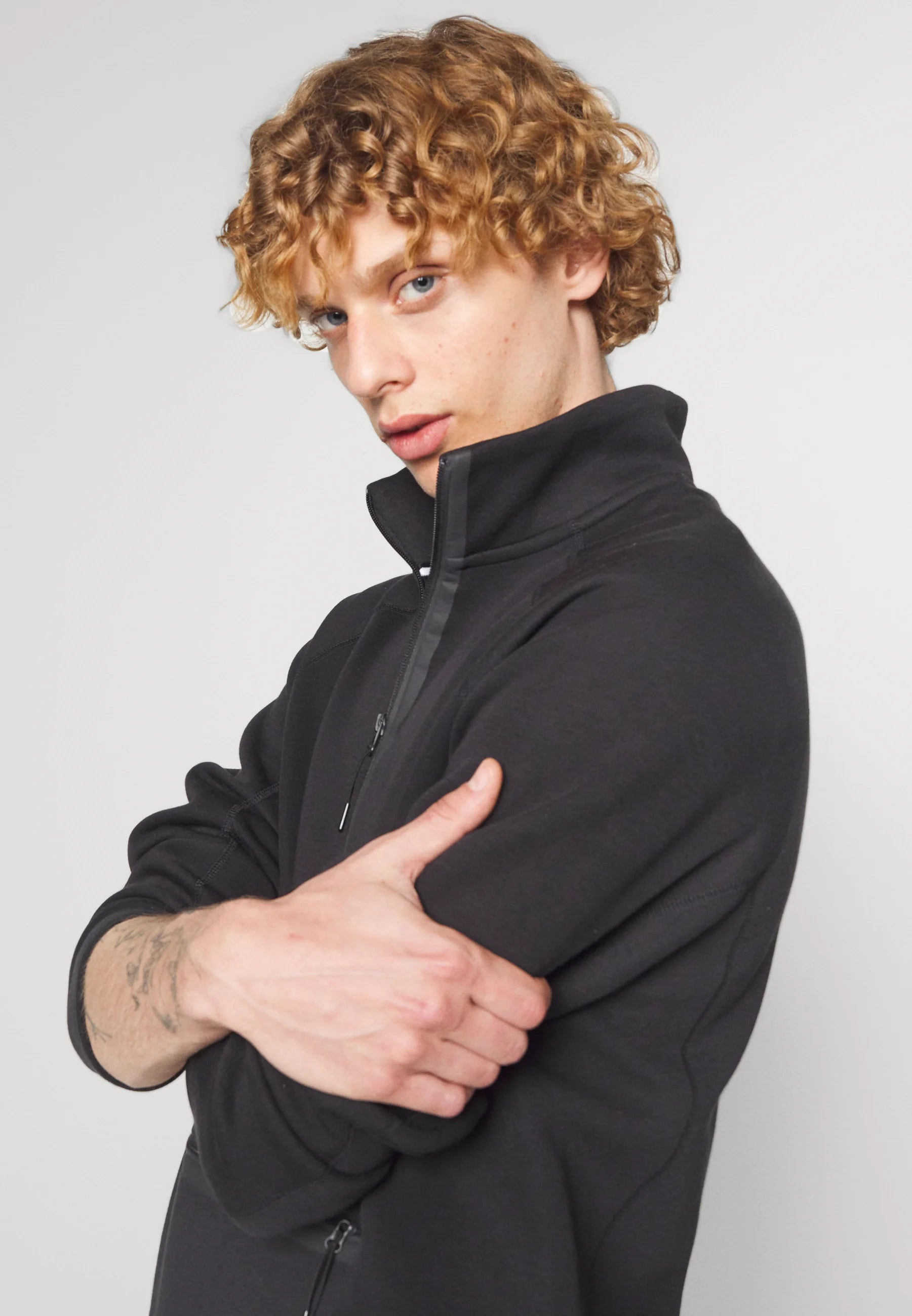 Jaqueta Nike Tech Fleece Sweatshirt - Preto
