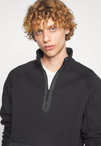 Jaqueta Nike Tech Fleece Sweatshirt - Preto