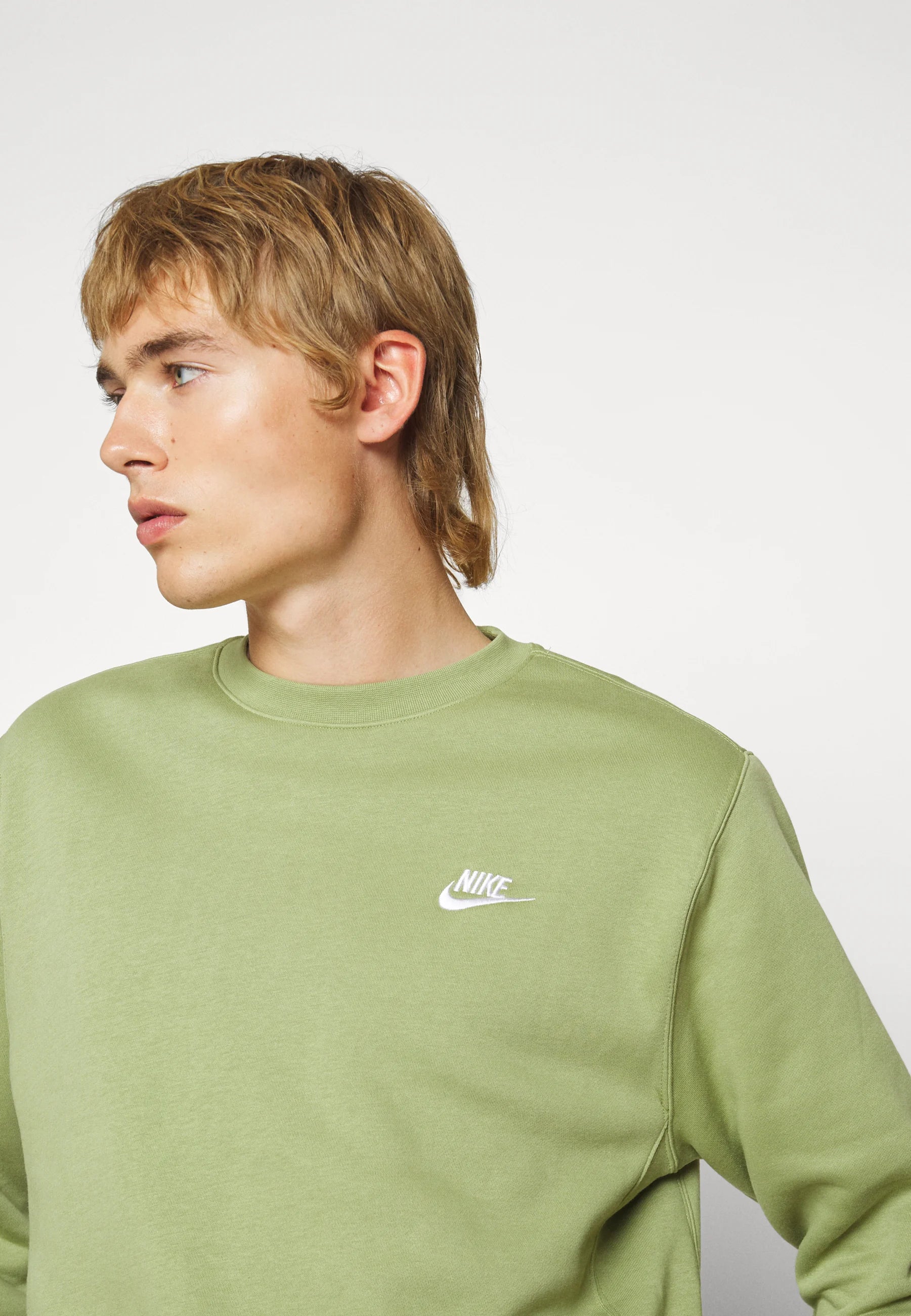 Suéter Nike Sportwear - Verde Oliva