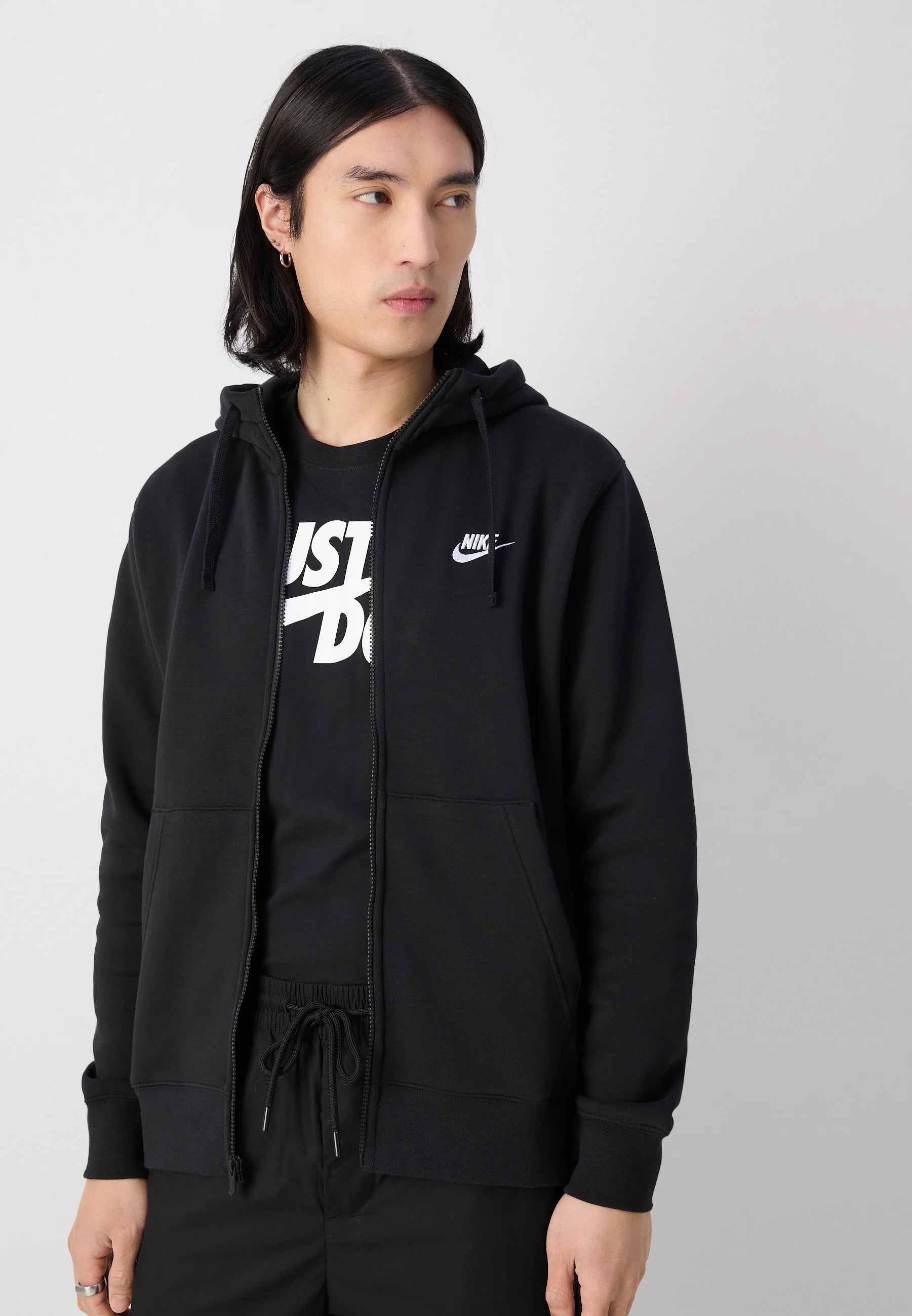 Jaqueta Nike Sportswear Club - Preto