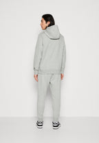 Jaqueta Nike Sportswear Club - Cinza