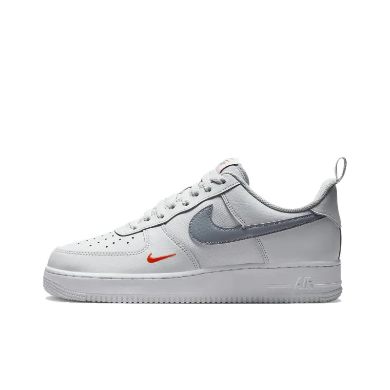 Tênis Air Force 1 Low Safety Orange
