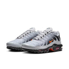 Tênis Air Max Plus Tn1 "Wolf Grey & Picante Red"