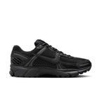 Tênis Nike Zoom Vomero 5 "Triple Black"
