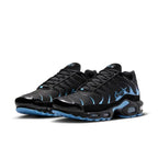 tênis preto e azul, tênis esportivo masculino, tênis casual moderno, tênis para caminhada, tênis confortável urbano, tênis estiloso masculino, tênis com amortecimento, tênis casual esportivo, tênis preto urbano, tênis de alta performance