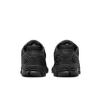 Tênis Nike Zoom Vomero 5 "Triple Black"