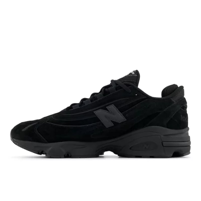 Tênis New Balance 1000 "Black Cat"