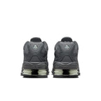 Tênis Nike Shox R2 Supreme "Anthracite & Jade Horizon"
