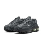 Tênis Nike Shox R2 Supreme "Anthracite & Jade Horizon"