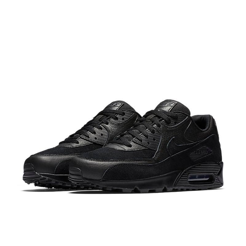tênis masculino, tênis esportivo, tênis preto total, tênis casual, tênis confortável, tênis robusto, tênis para caminhada, tênis para corrida, tênis academia, tênis dia a dia