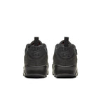 tênis preto casual, tênis urbano masculino, tênis confortável todo preto, tênis resistente para caminhada, tênis lifestyle preto, tênis masculino para o dia a dia, tênis esportivo casual, tênis todo preto moderno, tênis casual com amortecimento, tênis urbano confortável