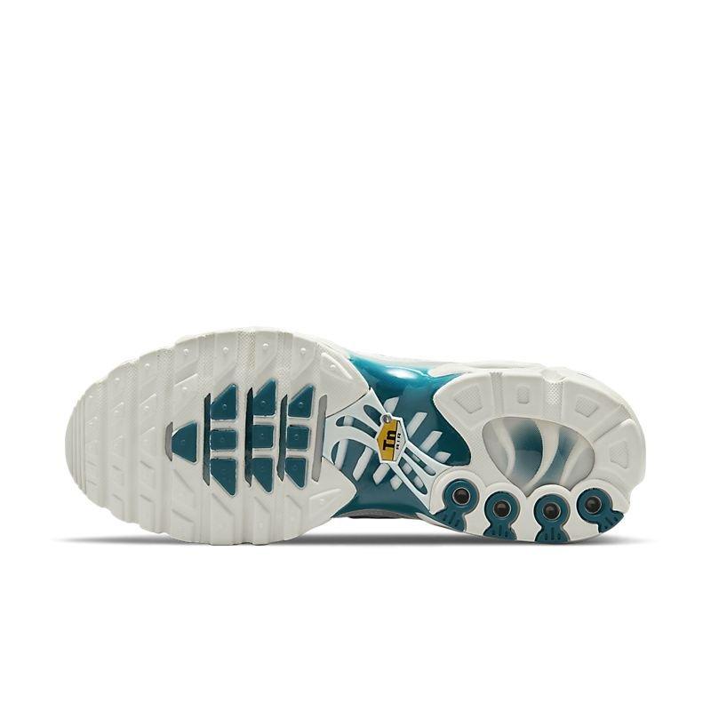 tênis branco masculino, tênis branco casual, tênis branco e azul, tênis moderno branco, tênis urbano branco, tênis confortável branco, tênis para caminhada, tênis casual esportivo, tênis masculino estiloso, tênis de uso diário