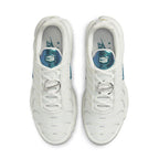 tênis branco masculino, tênis branco casual, tênis branco e azul, tênis moderno branco, tênis urbano branco, tênis confortável branco, tênis para caminhada, tênis casual esportivo, tênis masculino estiloso, tênis de uso diário